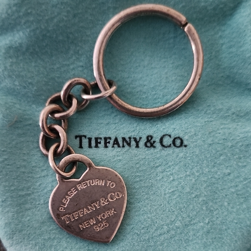 Tiffany & Co. Sterling Silver Return To Tiffany Heart Tag Keychain